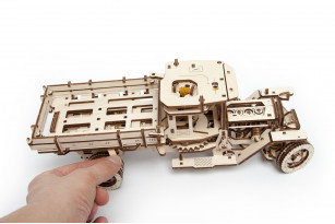 Механическая модель 3D пазл «Грузовик UGM-11»